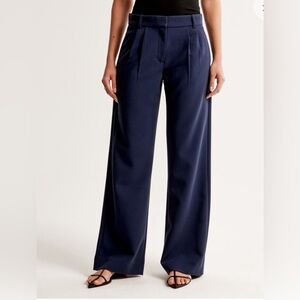 NWOT A&F Sloan Low Rise Tailored Pant